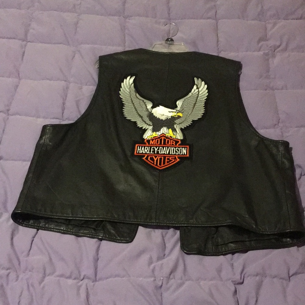 Roundtree and Yorke Leather Vest